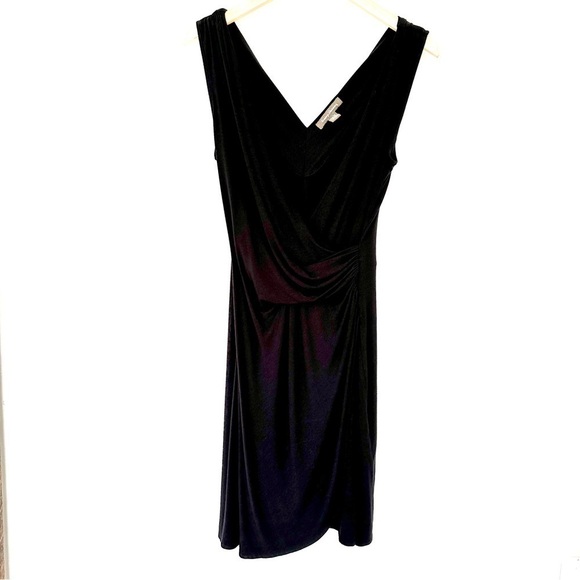 Tommy Bahama  popover dress, sleeveless, surplice top, in a stretch jersey knit - Picture 3 of 8